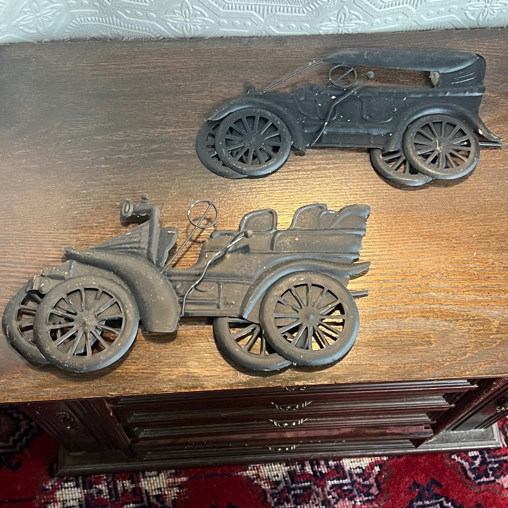 Vintage Black Metal Antique Car Wall Art Set 2 Piece Classic Automobile Decor